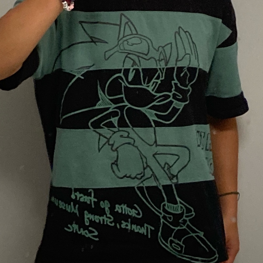 Sonic shirt black and green